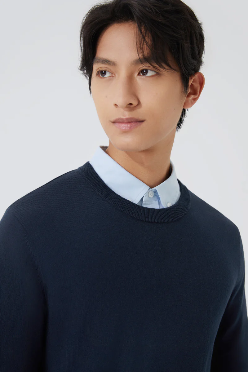 Merino-Blend Crew Neck Sweater | Navy NYYD01 - Image 2