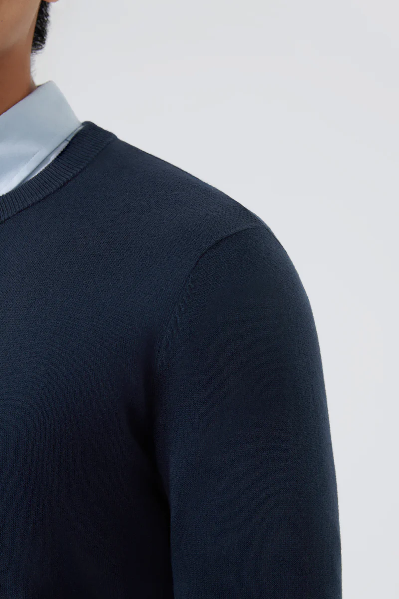 Merino-Blend Crew Neck Sweater | Navy NYYD01 - Image 5