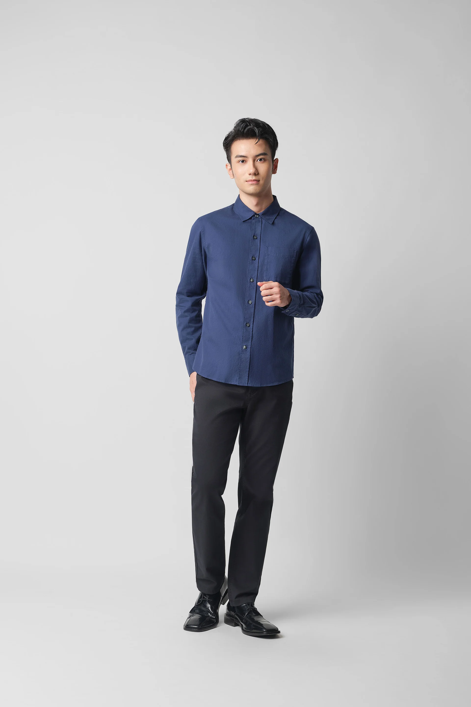 Soft Twill Point Collar Casual Shirt | Navy 6583NZ - Image 6