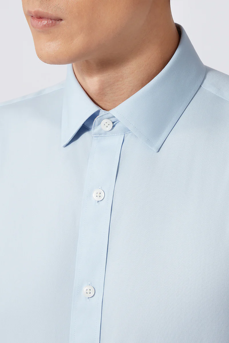 Wrinkle-Free Pinpoint Oxford Short Sleeve Dress Shirt | Light Blue 15940P - Image 2