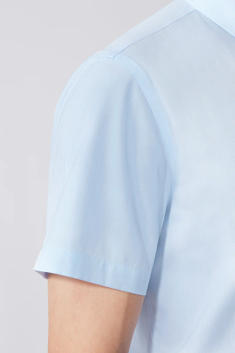 Wrinkle-Free Pinpoint Oxford Short Sleeve Dress Shirt | Light Blue Stripes 1581NZ - Image 5